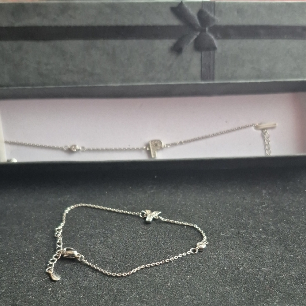Delicate Sterling Silver Bracelet with 'Initial' Charm (J1) - Picture 2 of 4